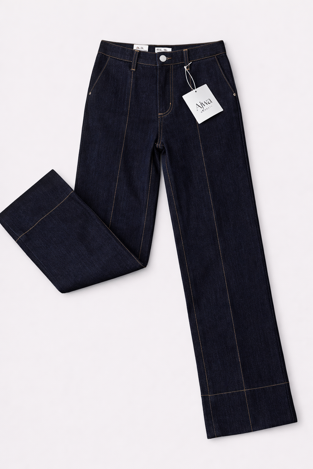 Jean brut taille haute — couture beige